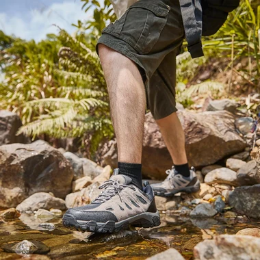 Men's Low Top Waterproof Hiking Shoes, view 3